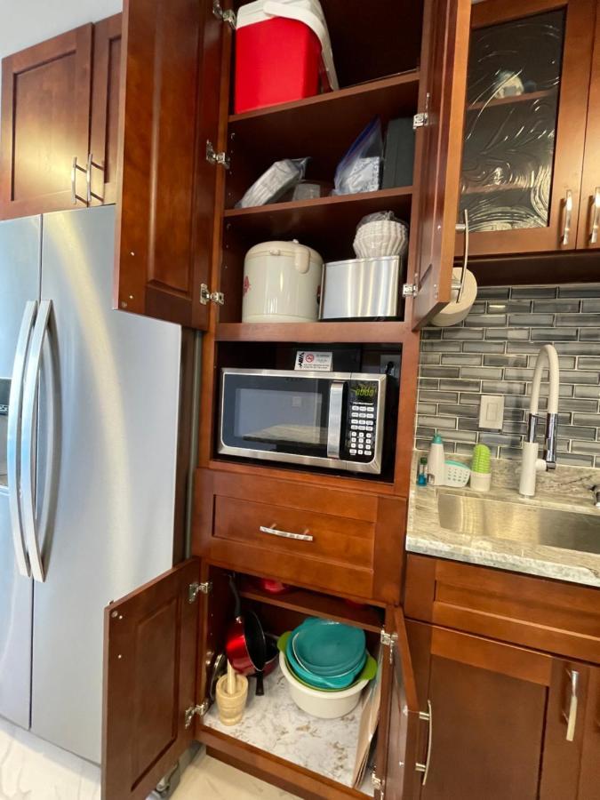 Amazing Waikiki Beach Condo 2Bed2Bath+Free Parking Гонолулу Экстерьер фото