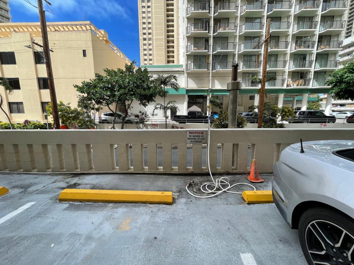 Amazing Waikiki Beach Condo 2Bed2Bath+Free Parking Гонолулу Экстерьер фото
