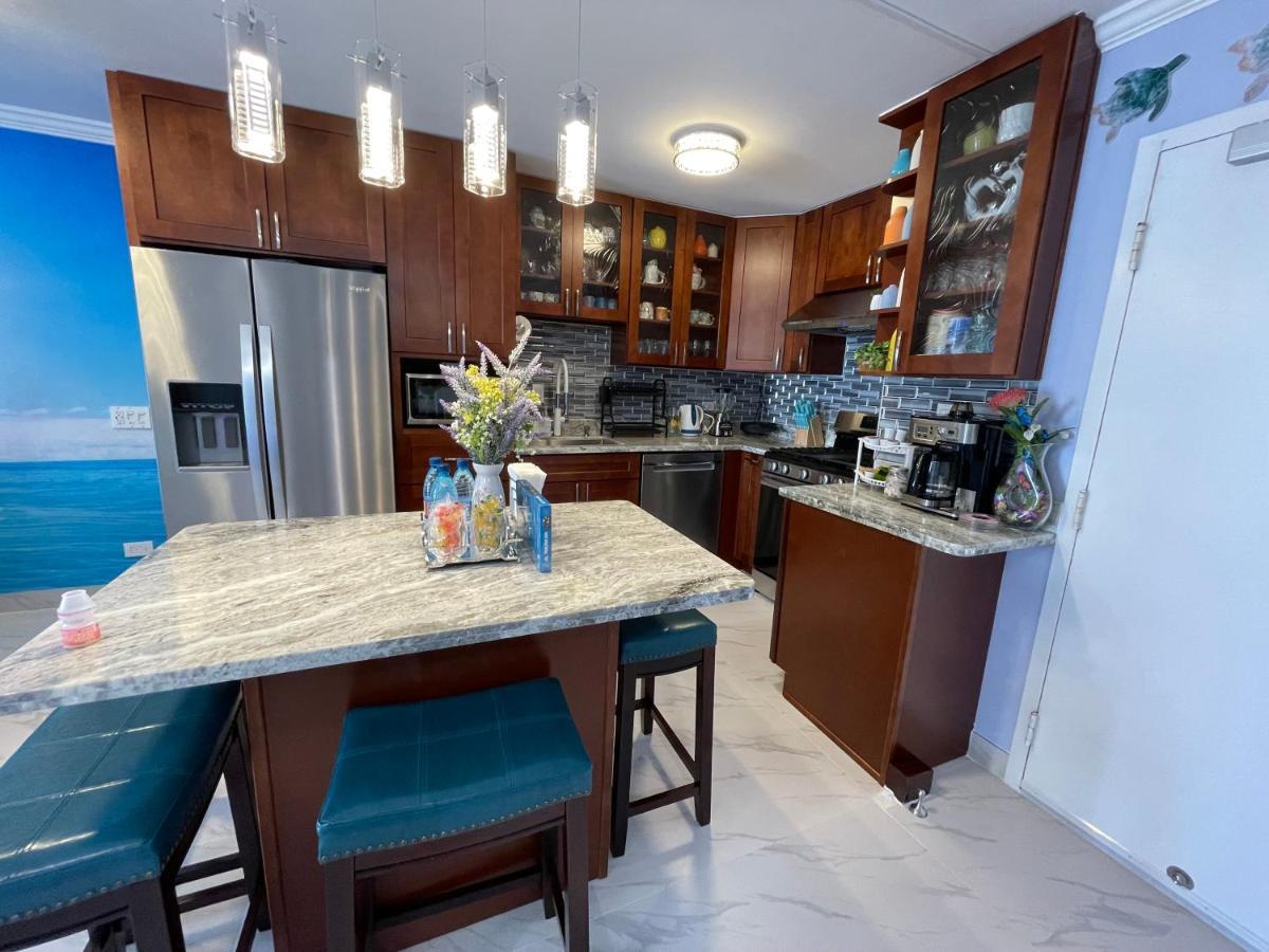 Amazing Waikiki Beach Condo 2Bed2Bath+Free Parking Гонолулу Экстерьер фото